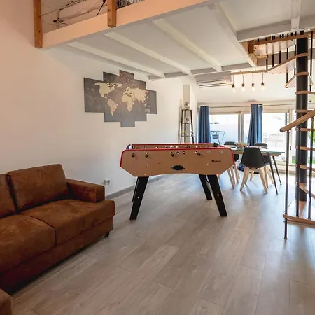Air Conditioning Terrace Foosball 6 Per